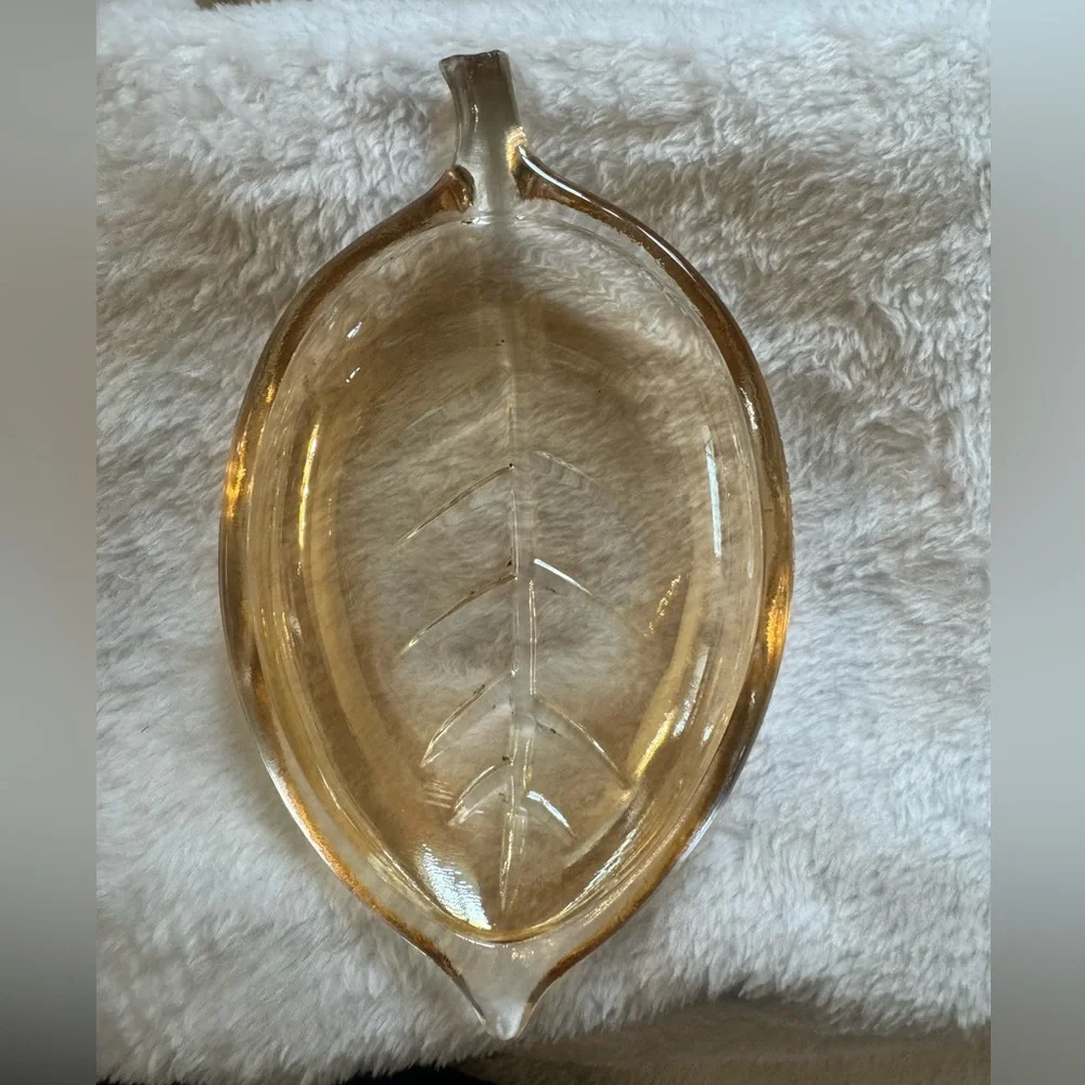 Pier 1 Imports Set Of 3 Leaf Dishes